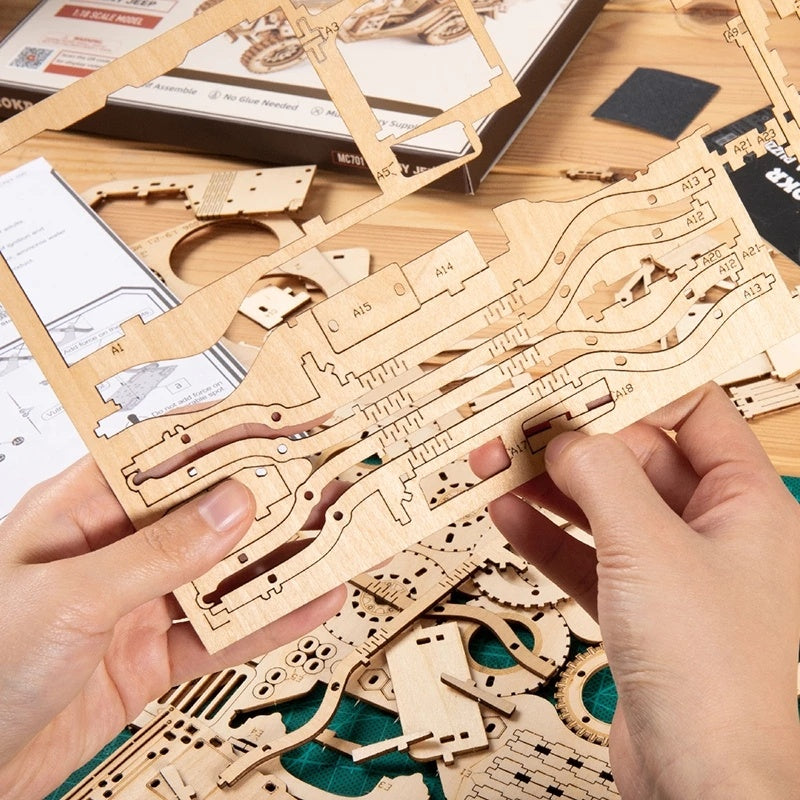 3D Holz-Bausatz 1:18: lasergeschnitten, ohne Kleber, klare Anleitung, inkl. Ersatzteilen. Sammler-Look, perfektes Geschenk.