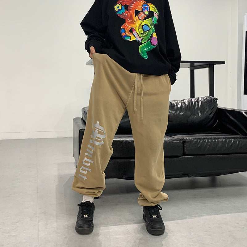 Damen Vintage Sweatpants – Wide Leg, Vintage-Wash, Distressed Letter Print, Streetwear